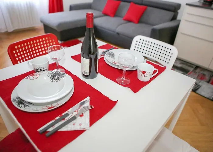 Stylish Apartment A Few Steps From Metro